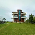 Villa Ima Deluxe *